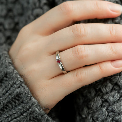 Dainty Family Birthstone Ring - Glamoristic