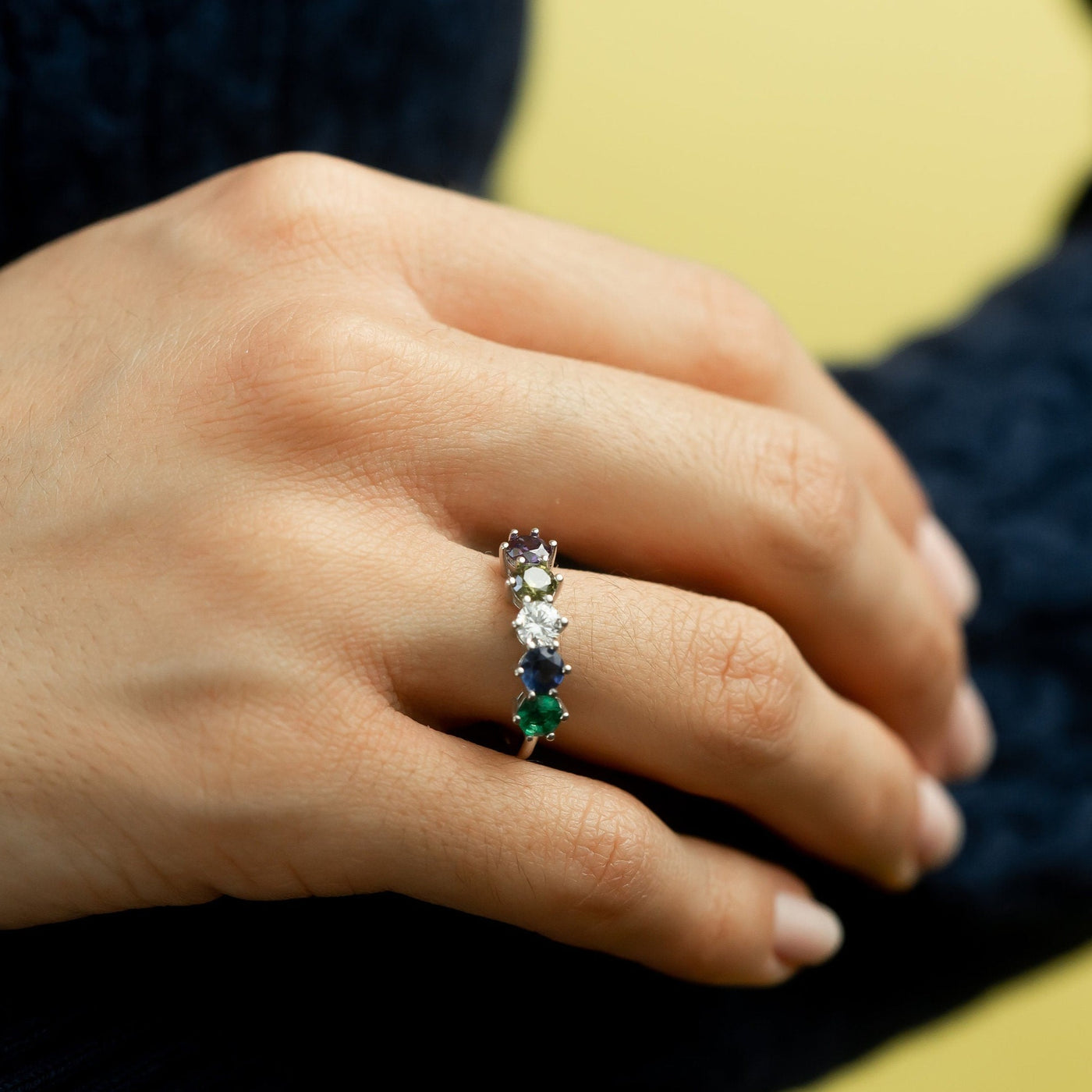 Elegant Family Birthstone Ring - Glamoristic