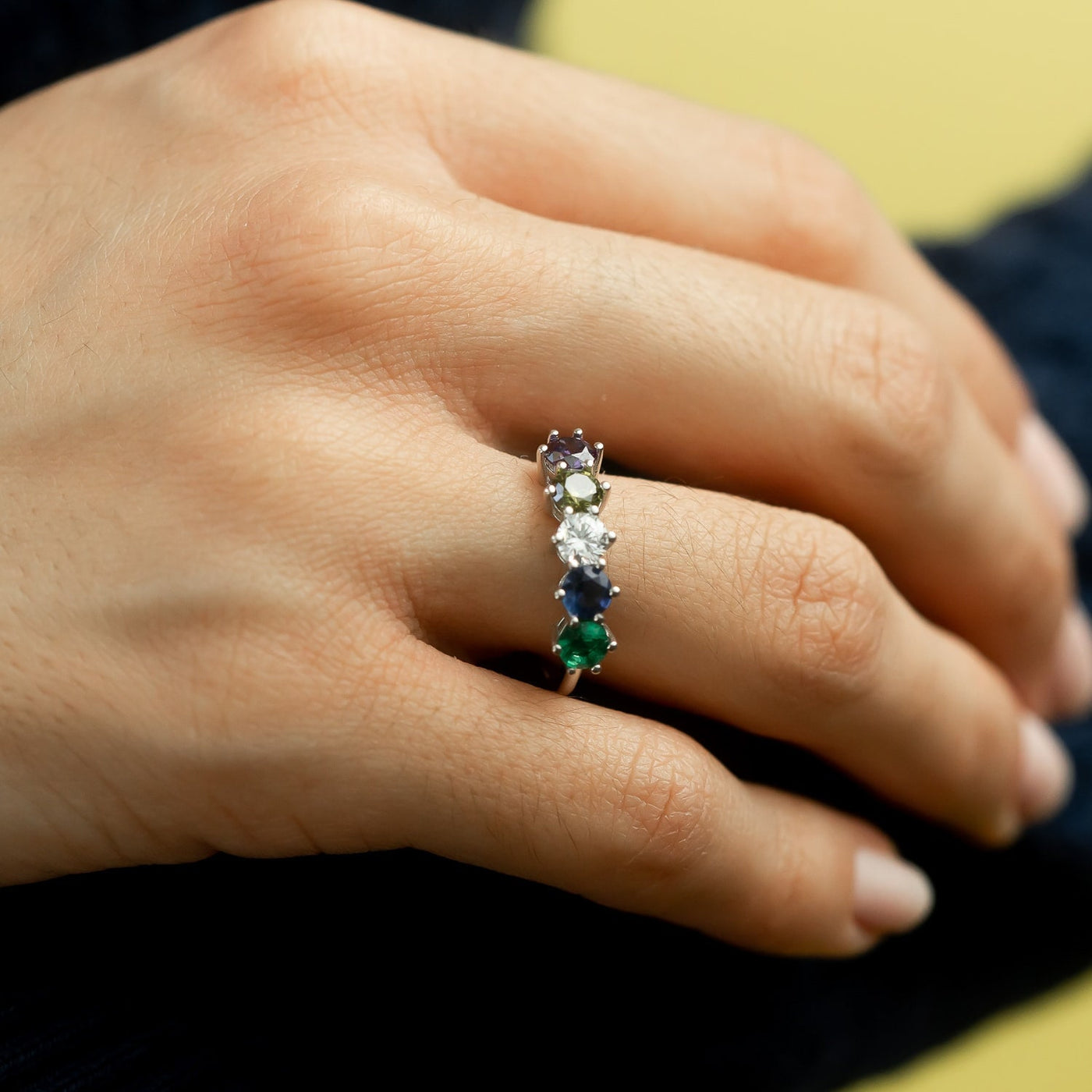 Elegant Family Birthstone Ring - Glamoristic