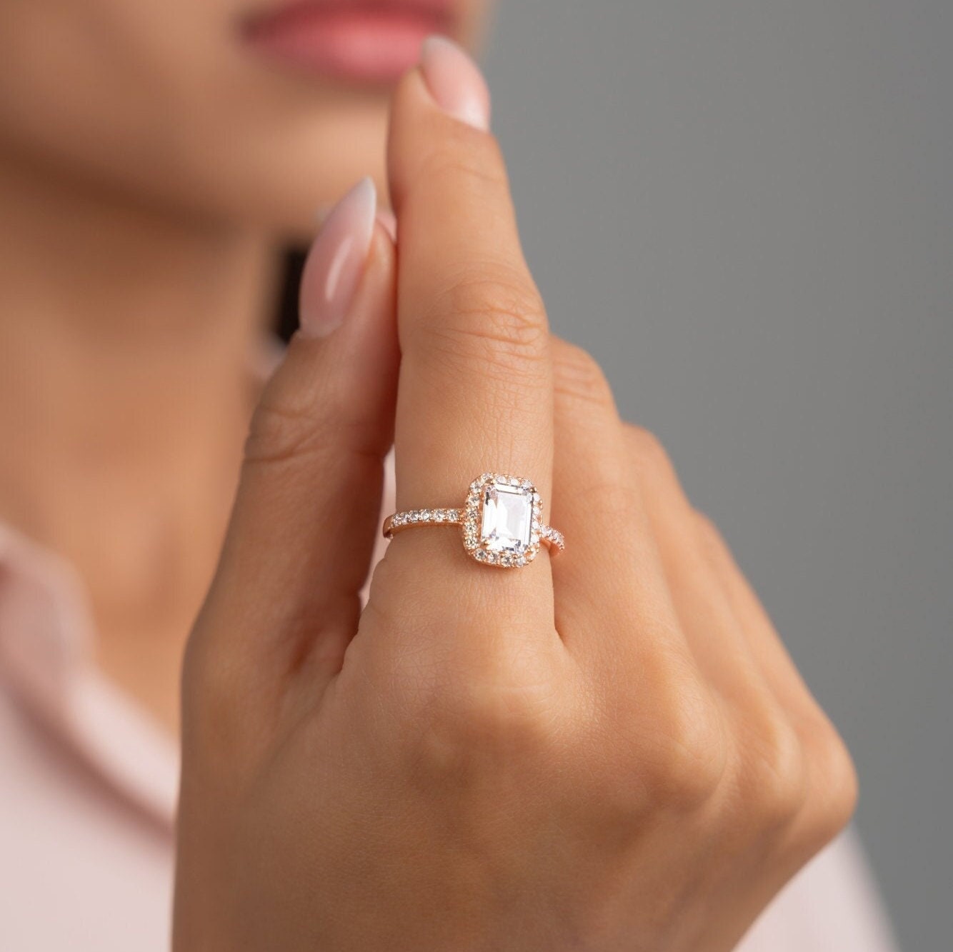 Radiant Cut Diamond Engagement Ring - Glamoristic