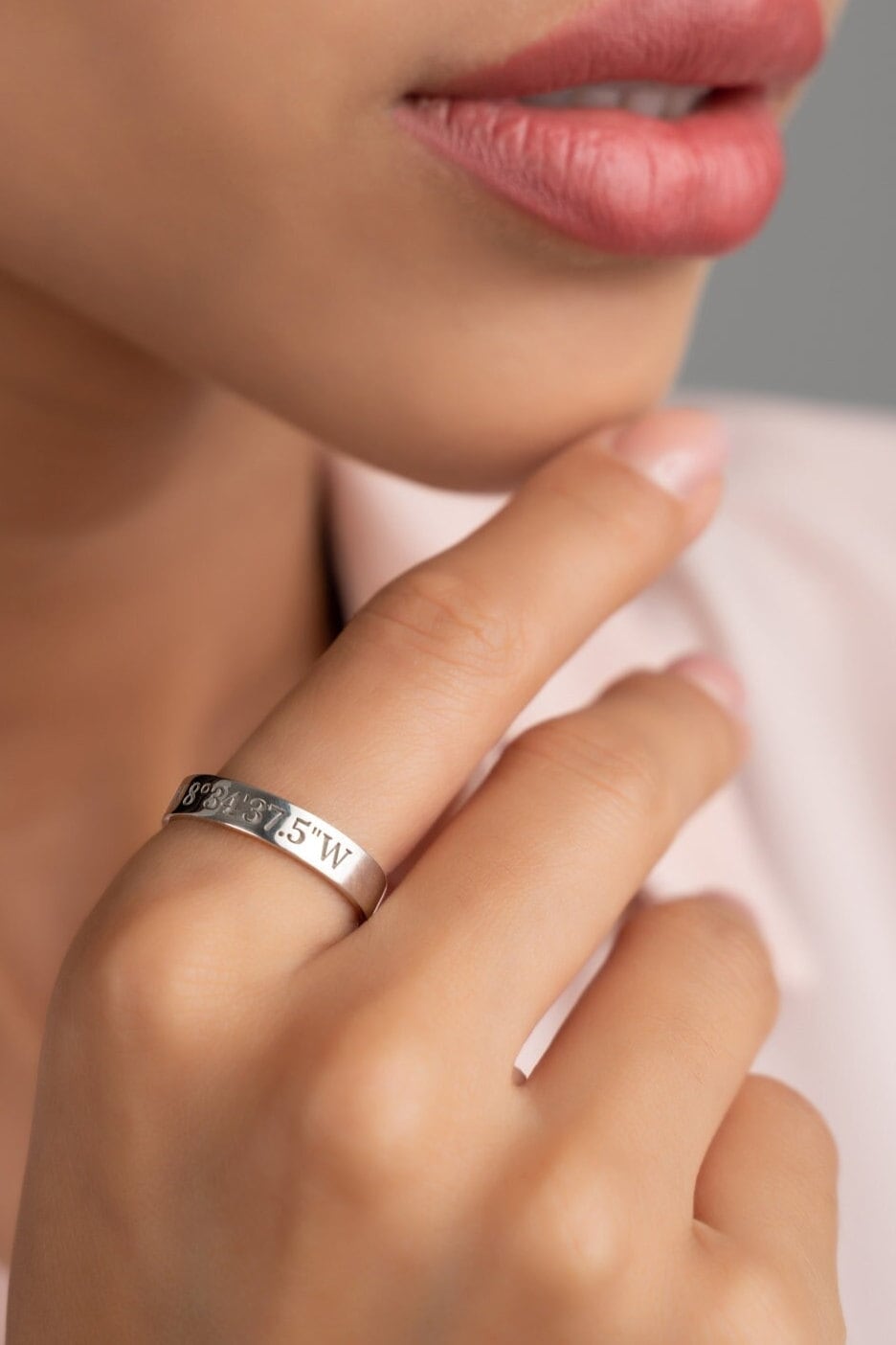 Engraved Text Ring - Glamoristic