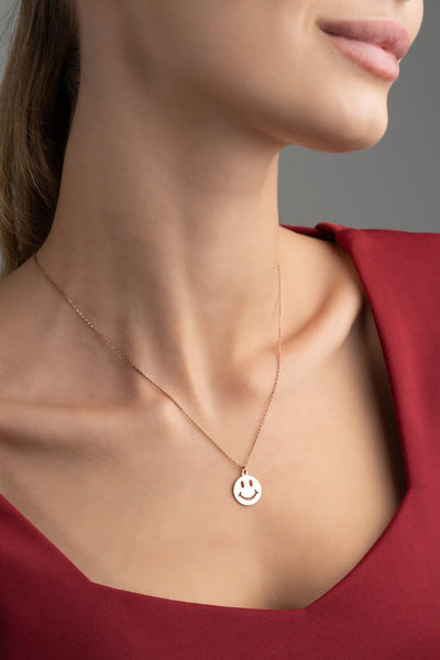 Smiley Face Necklace - Glamoristic
