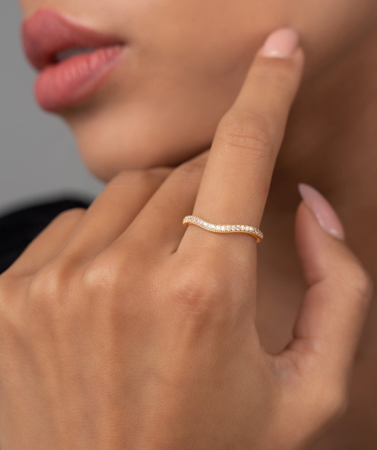 Diamond Curved Ring - Glamoristic