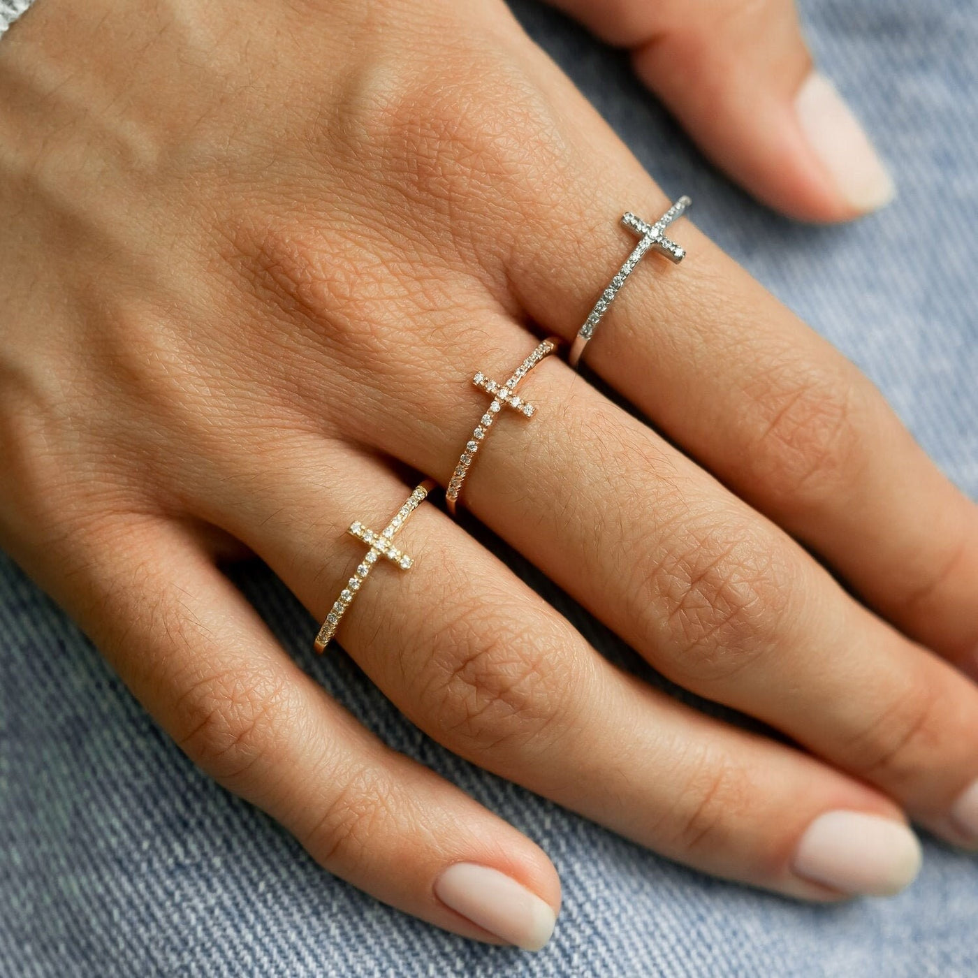 Diamond Cross Ring - Glamoristic