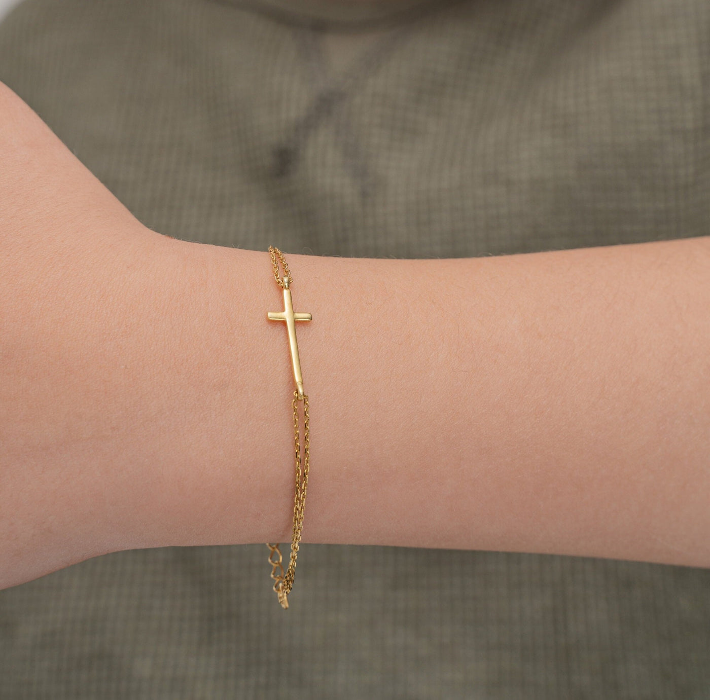 Kids Cross Bracelet • Newborn and Toddlers Dainty Bracelet • Dainty Double Chain Cross Bracelet • Unisex Kids Bracelet • Baptism Bracelet - Glamoristic