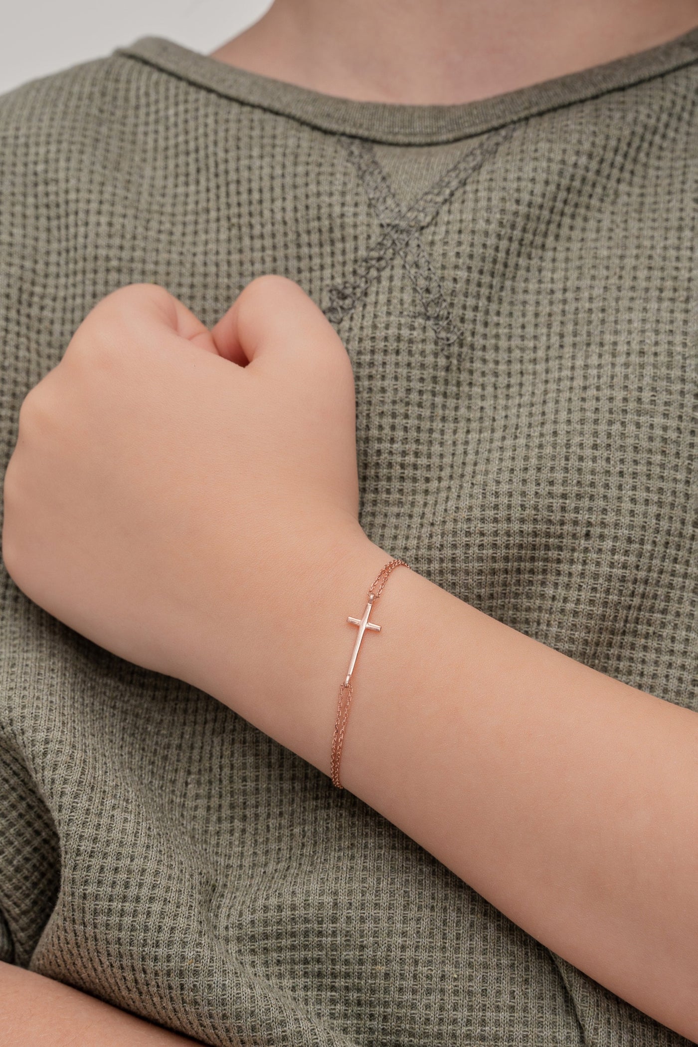 Kids Cross Bracelet • Newborn and Toddlers Dainty Bracelet • Dainty Double Chain Cross Bracelet • Unisex Kids Bracelet • Baptism Bracelet - Glamoristic