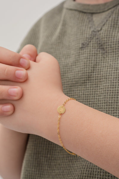 Personalized Coin Bracelet For Boys • Engraved Initial Bracelet • Initial Disc Bracelet  • Initial Coin Bracelet For Boys • Initail Bracelet - Glamoristic